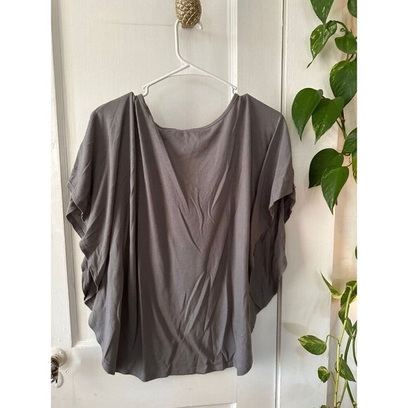 No boundaries women’s size 2X – large grey sequin blouse - Picture 7 of 8